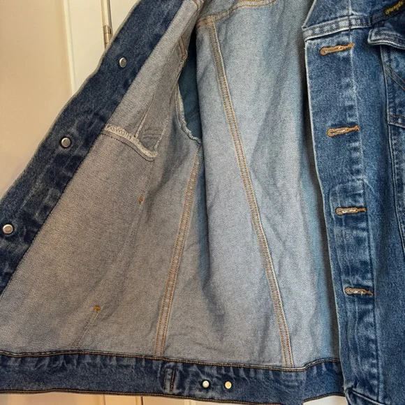 Wrangler Authentic 100% Cotton - Western Blue Denim Jacket Size M Oversized fit - Picture 8 of 11